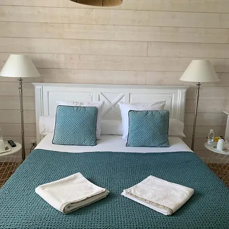 Chambres D'Hotes Villa La Louisiane Ares